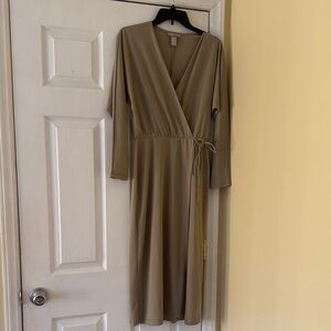H&M Long Sleeve Tan Dress